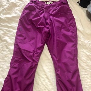 MEC Girl’s Snowpants Size 16 (Women’s Small)